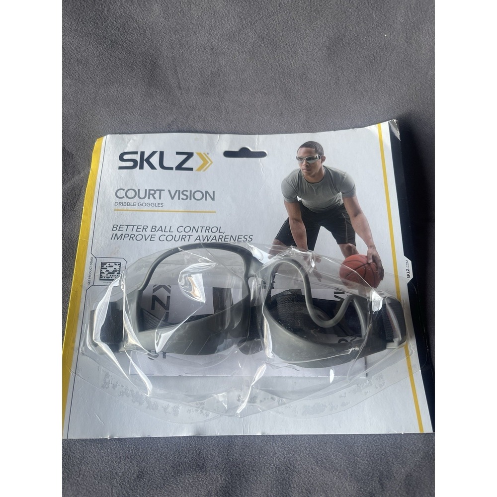 NEW SKLZ Court Vision Basketball Dribble Goggles NWT D1 Read